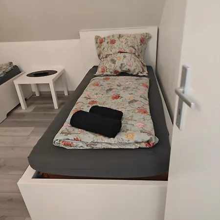 Work And 2 4 Betten Badezimmer Kueche Und Balkon * Attendorn