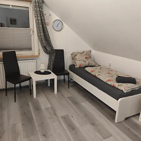 Work And 2 4 Betten Badezimmer Kueche Und Balkon Attendorn