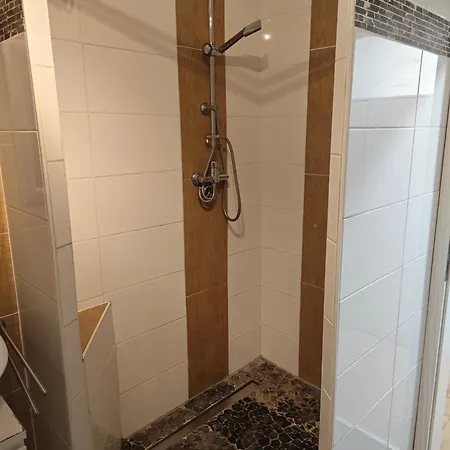 Apartmán Work And 2 4 Betten Badezimmer Kueche Und Balkon