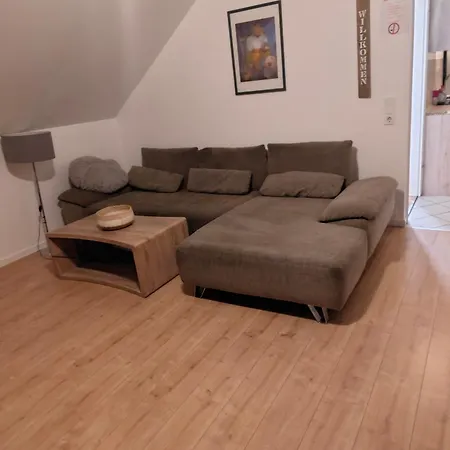 Work And 2 4 Betten Badezimmer Kueche Und Balkon