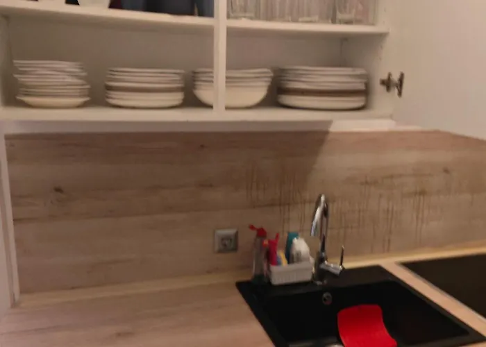 Apartment Work&stay 2 4 Betten Badezimmer Küche Und Balkon