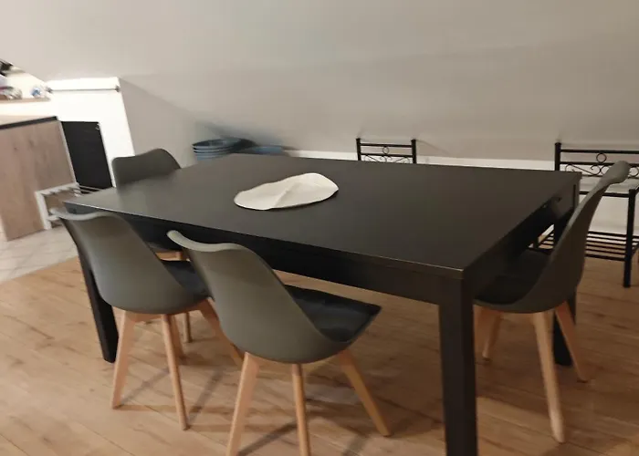 Apartment Work&stay 2 4 Betten Badezimmer Küche Und Balkon *